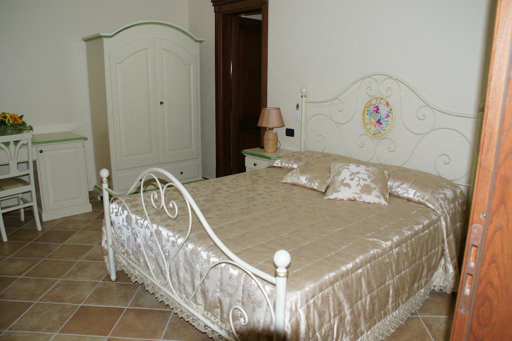 B&B Villa Mery Mileto Zimmer foto
